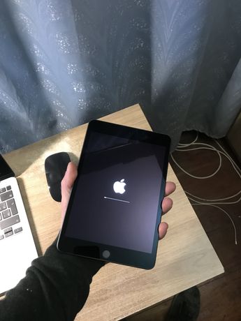 Apple iPad mini 5 Wi-Fi 64GB Space Gray