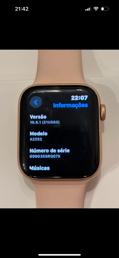 Apple Watch SE gold