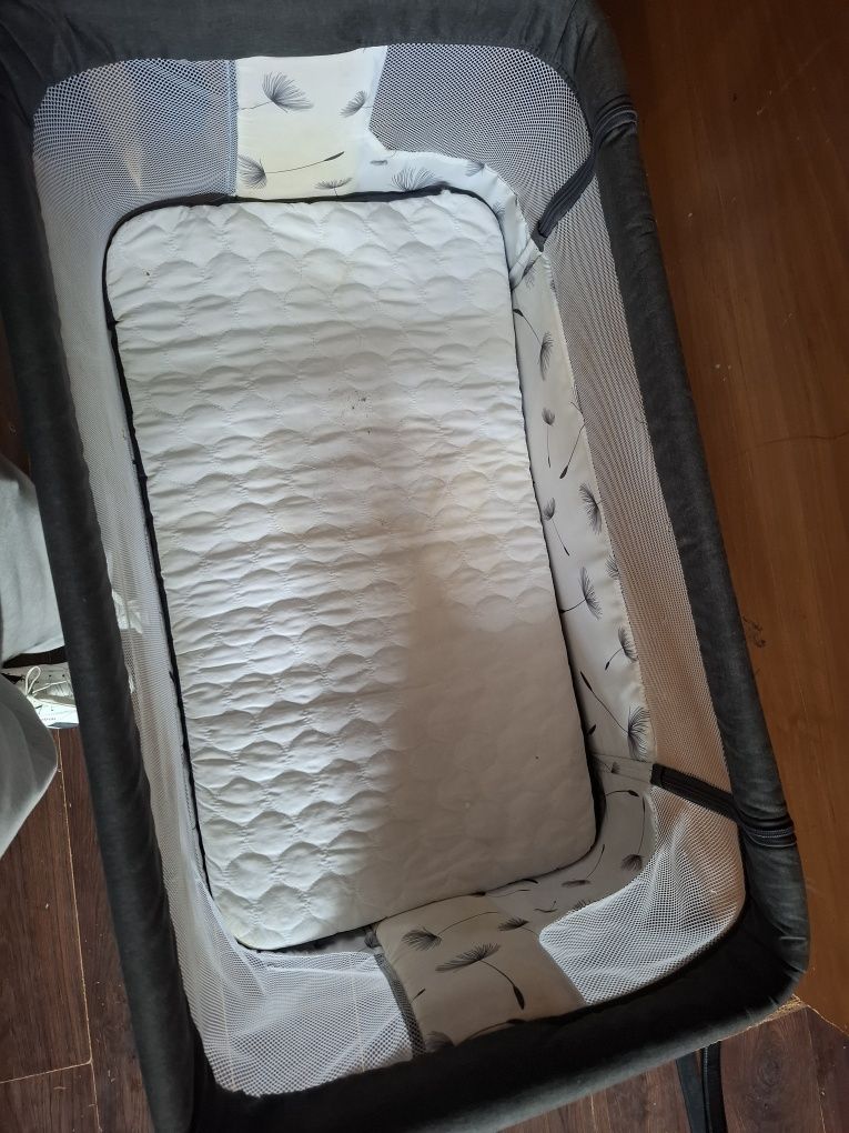 Oddam wanienke za darmo łóżeczko 100 zł