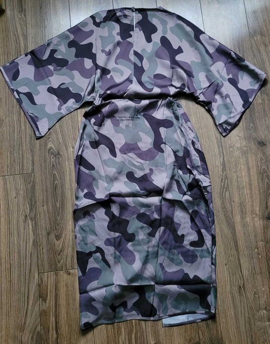 sukienka NA-KD x Hanna Licious kimono 36 krótkie rękawki moro
