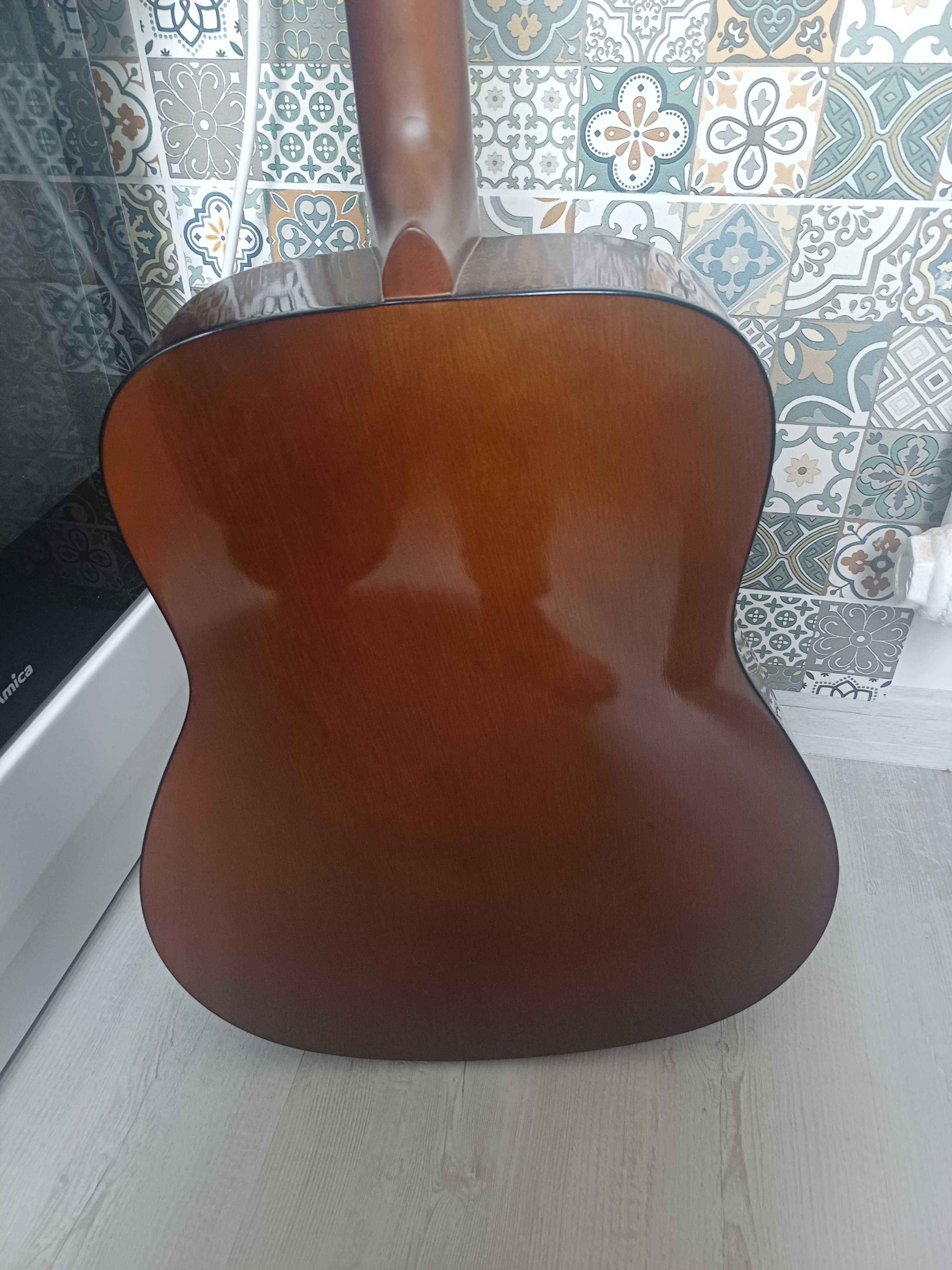 gitara yamaha F310