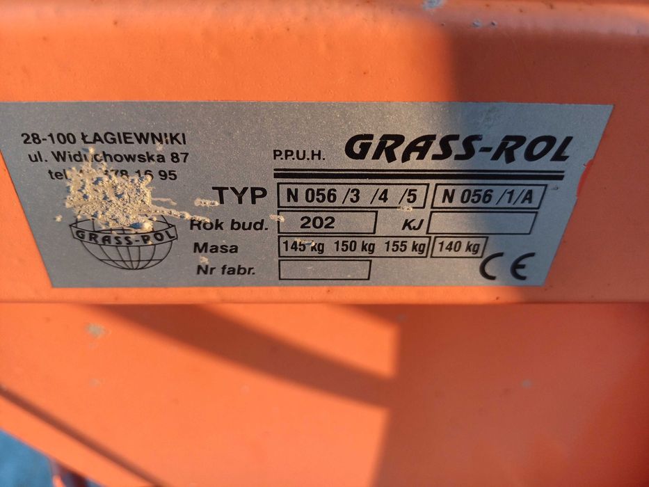 Piaskarka posypywarka solarka komunalna 1000L Grass-Rol