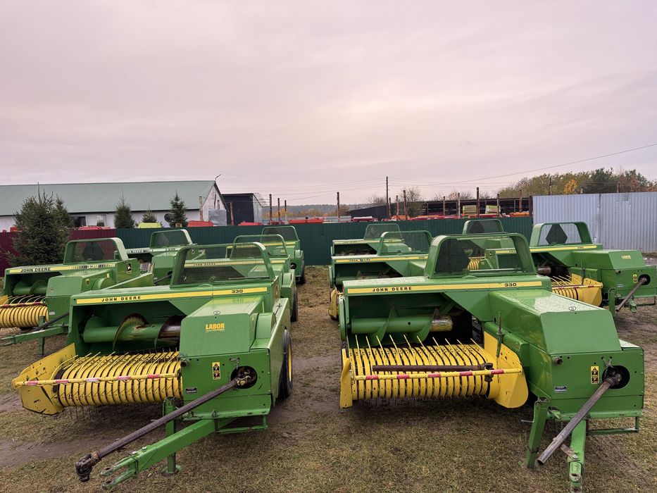 John Deere 330 Тюковий Прес Підбирач Пресс подборщик як (332-336-339)