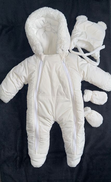 Зимовий комбінезон