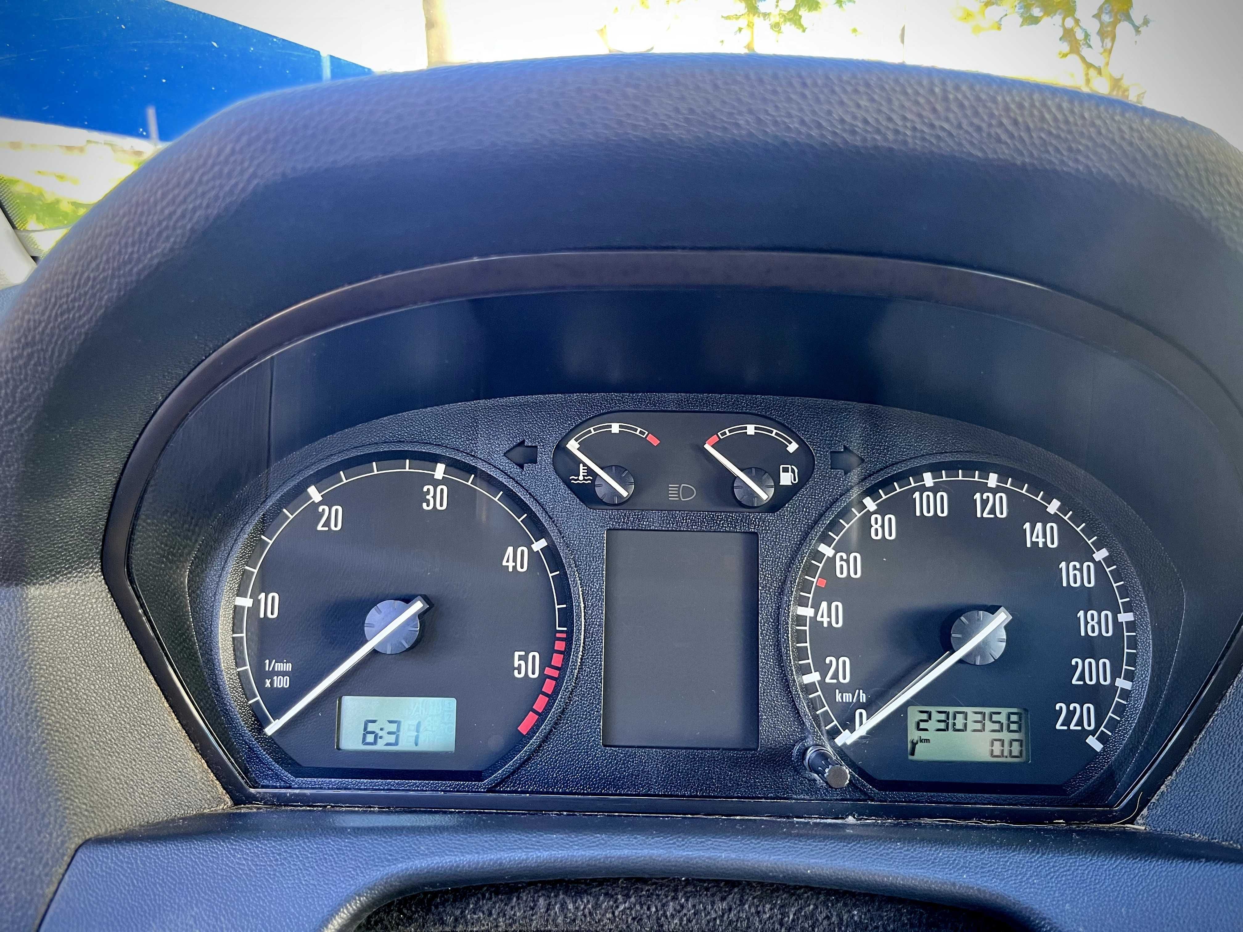 Skoda Fabia 1.4 TDI. Muito Económico. Pronto a Andar.