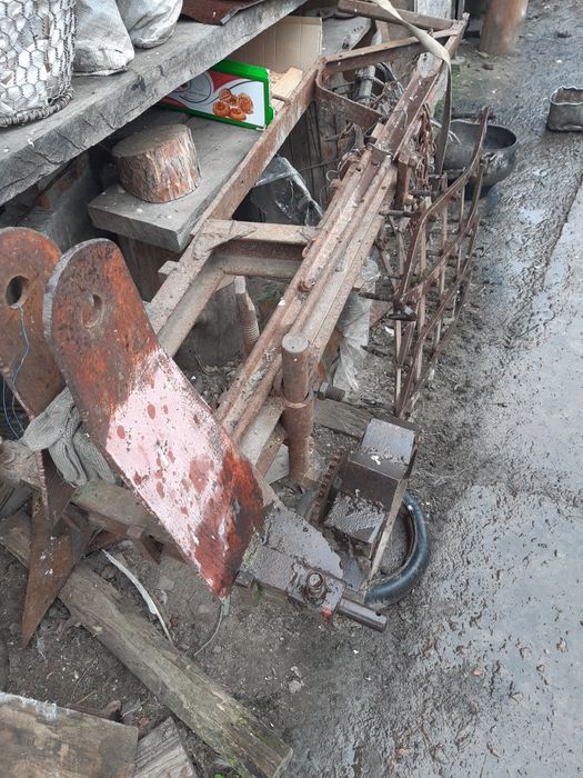 Трактор  Т-25 в робочому стані