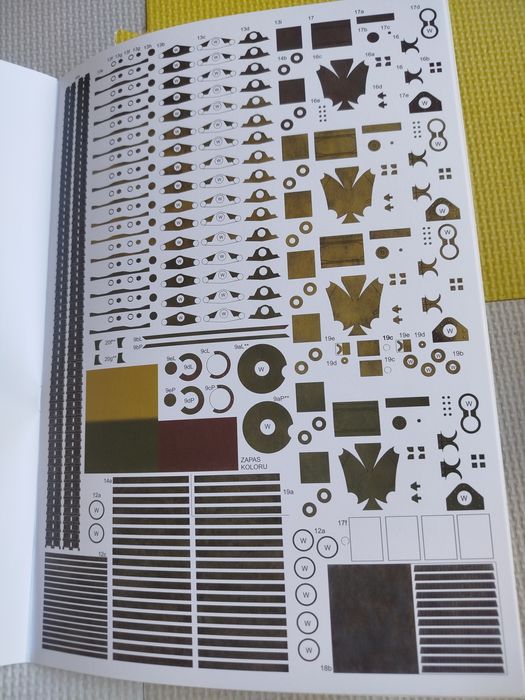 Model kartonowy Fiat 125p, Jelcz 315, czołg 7tp