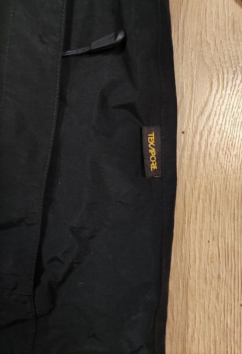 Jack Wolfskin Texapore męska czarna kurtka z kapturem w rozmiarze L