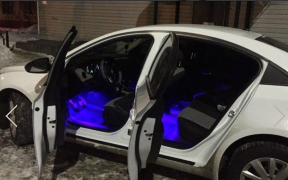 Cветодиодная RGB лента для подсветки салона автомобиля с пультом ДУ 4