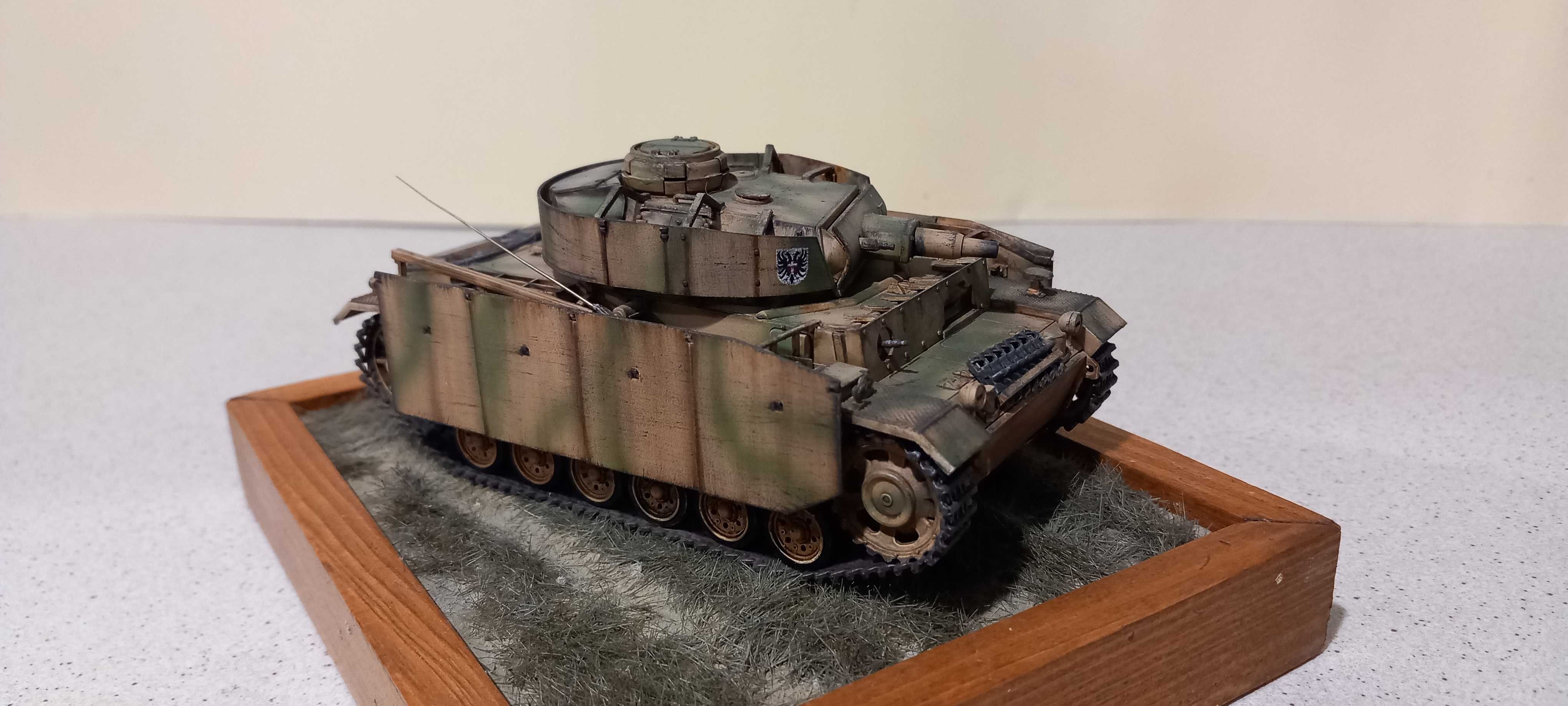Panzer III 1/48 Pojazdy wojskowe Wyprzedaż  !