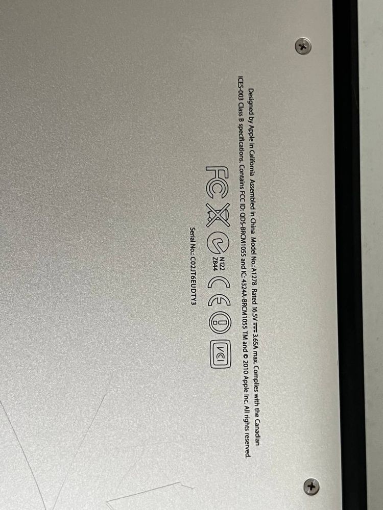 Ноутбук Apple MacBook pro i5/4ram/500HDD