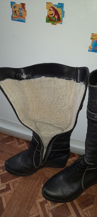 Сапоги женские кожаные.