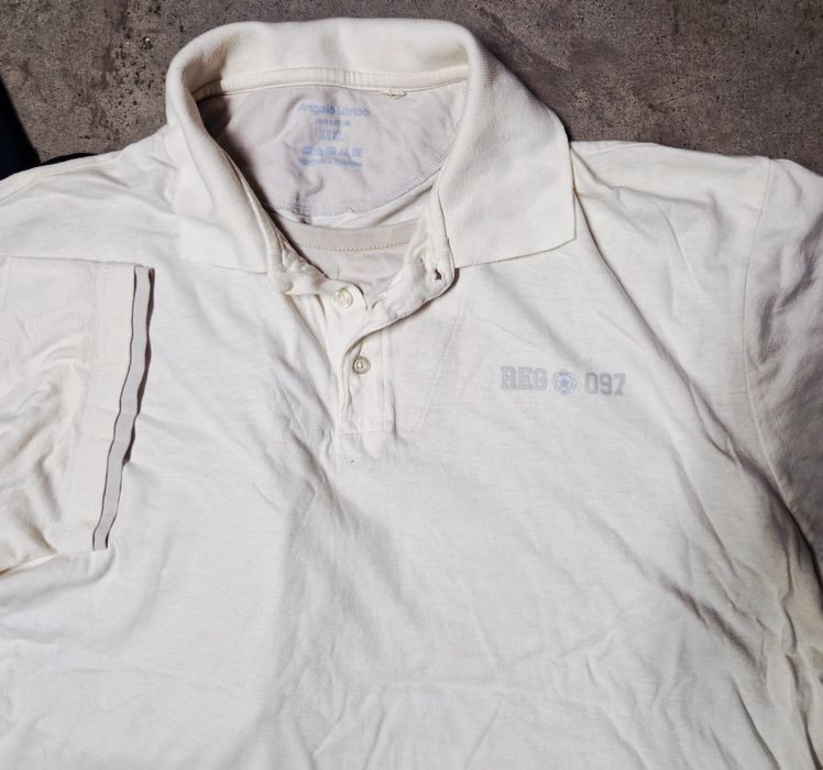 T shirt polos novo 3xl apenas 1 .5 eur 
Para desocupar apenas 3 eur po