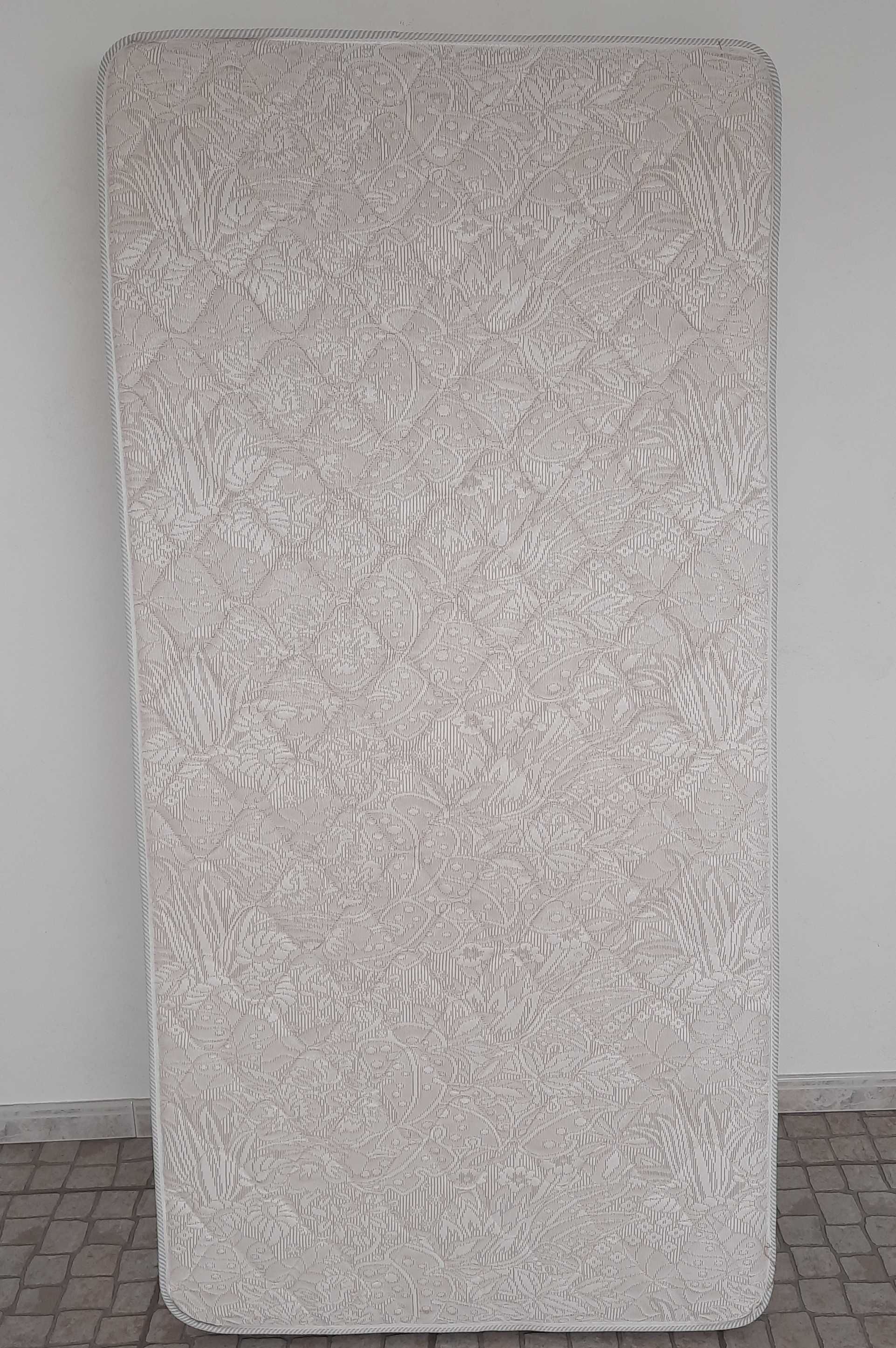 Colchão p/ Cama Individual - 190cm x 95cm