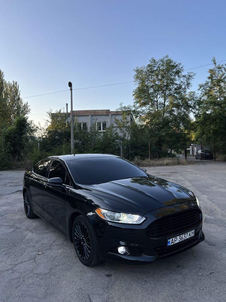 Ford Fusion TITANIUM 2013г