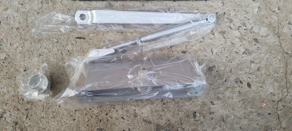 Дверной доводчик (Дотягувач дверей) FRD 1000