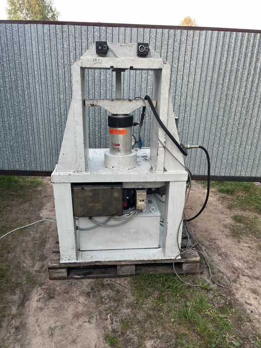 Prasa Hydrauliczna LUKAS 60T, 630 kN, Made in Germany
