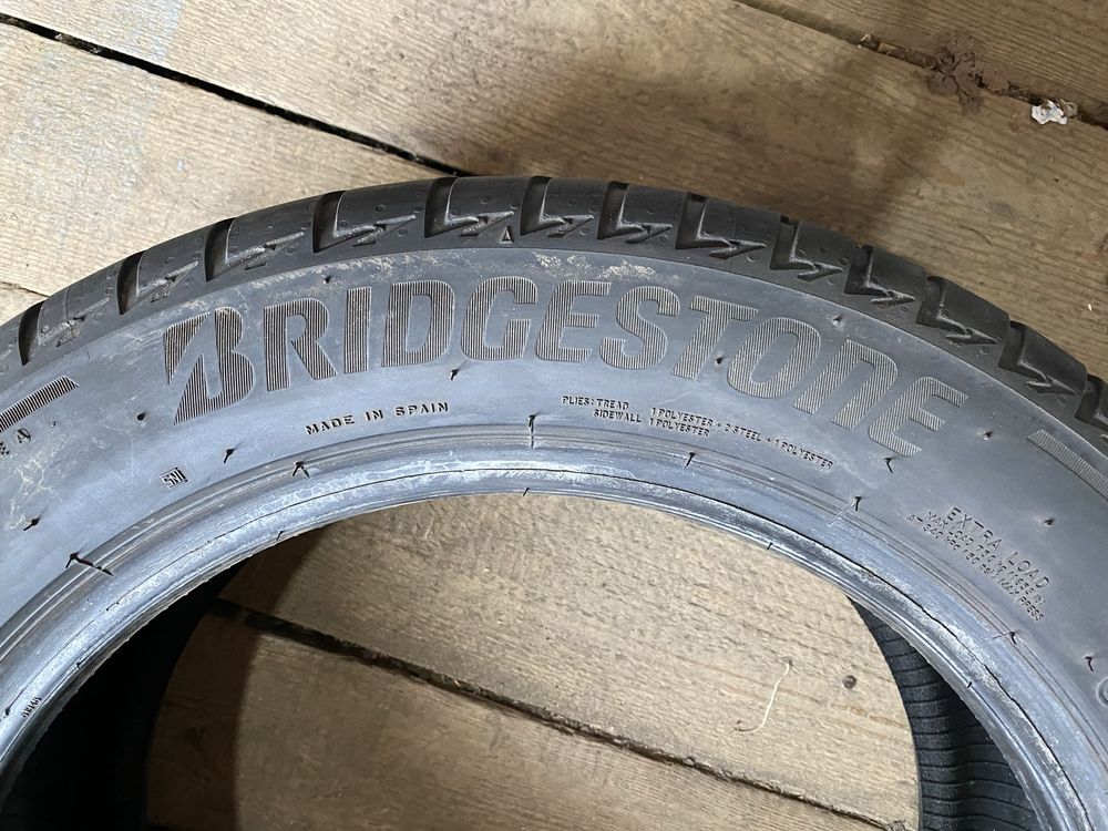 2шт 215/55R17 Bridgestone Turanza T005