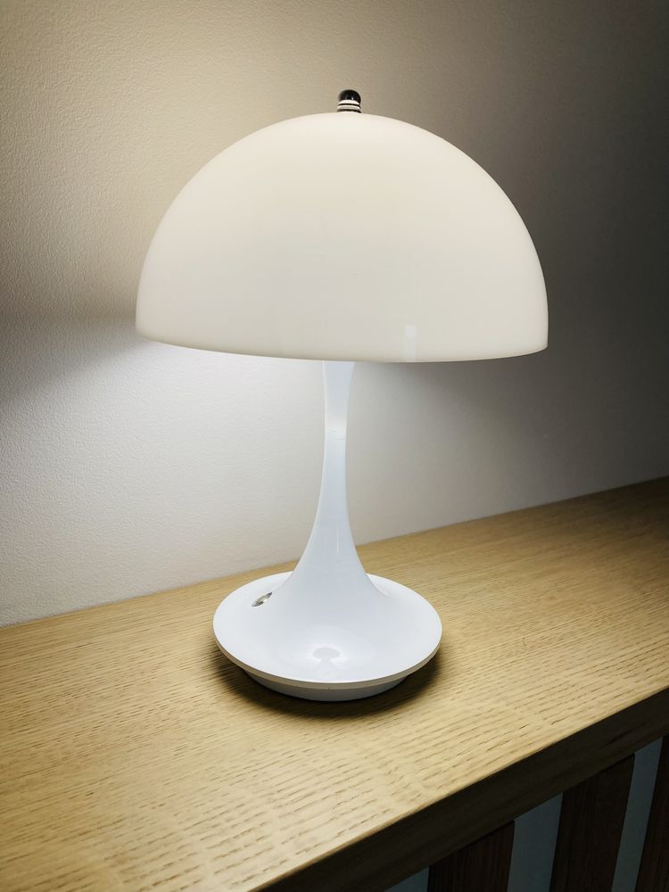 Nowa designerska lampka