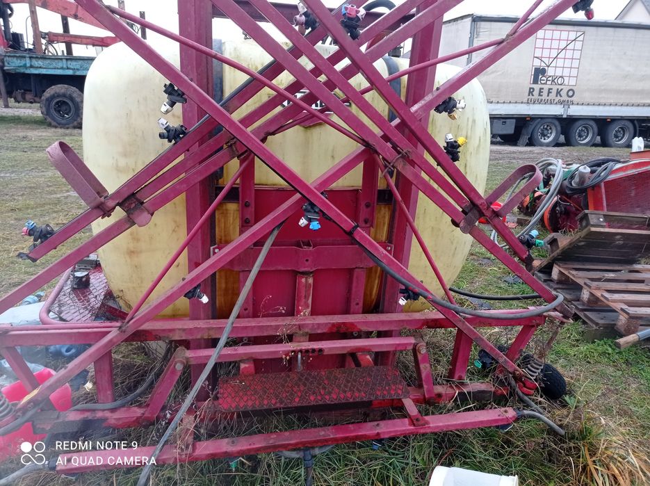 Оприскувач навісний