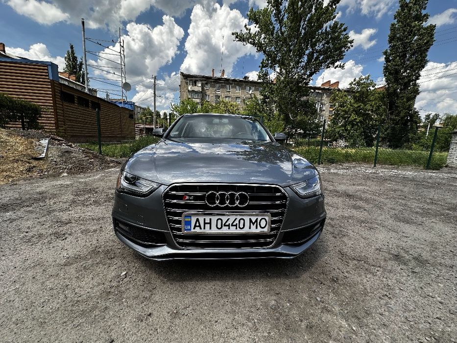 Audi a4 b8 s-line