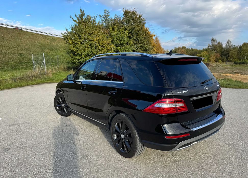 Mercedes-Benz ML      2015