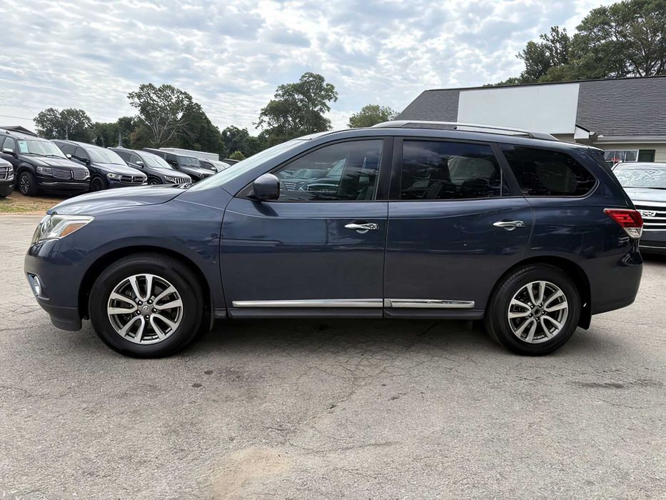 Nissan Pathfinder      2015