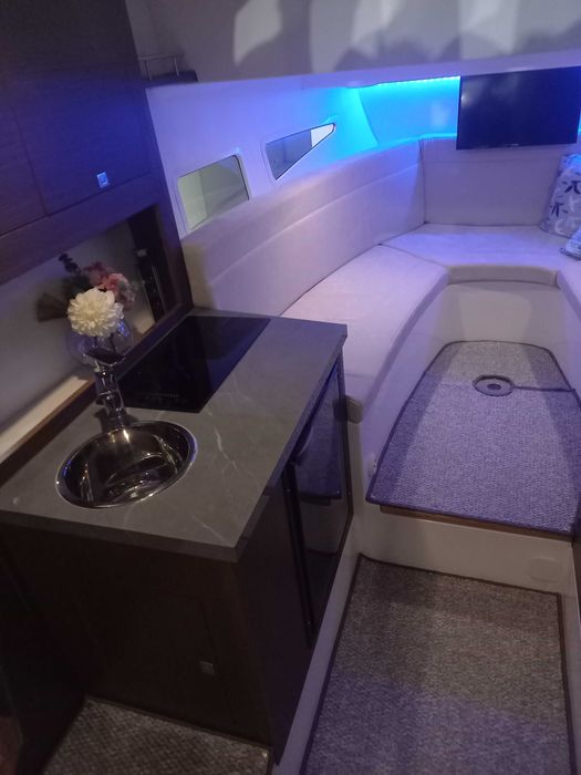 Jacht motorowy CORAL 28htc -2025 -gotowy do odbioru