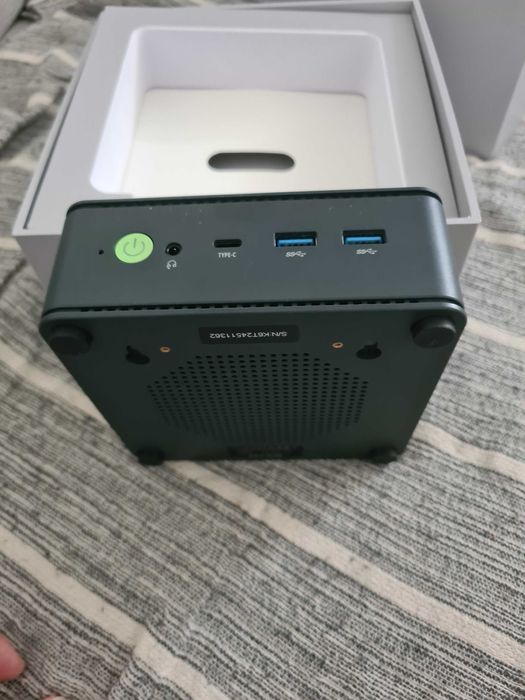 Pc gaming Ryzen 7 7840HS 32gb Ram 1Tb SSD Novo