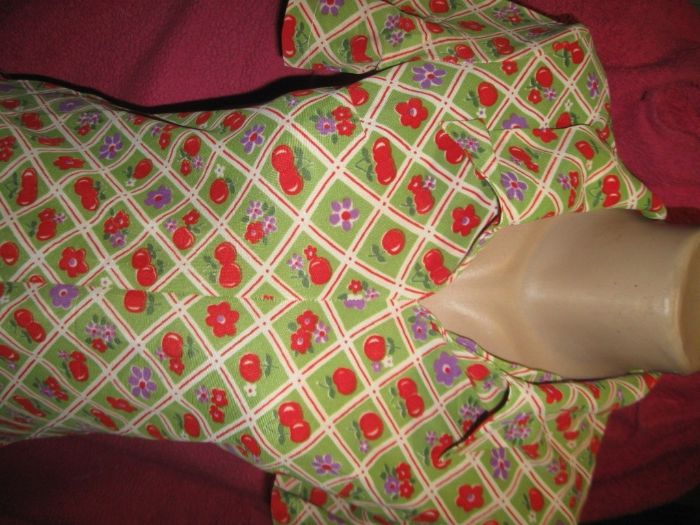 винтажное молодежное платьице на 14+лет. Б\У 42. РИГА