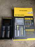 Ładowaka akumulatorków nitecore D2