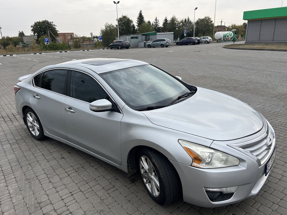 Продам Nissan altima 2014 2.5