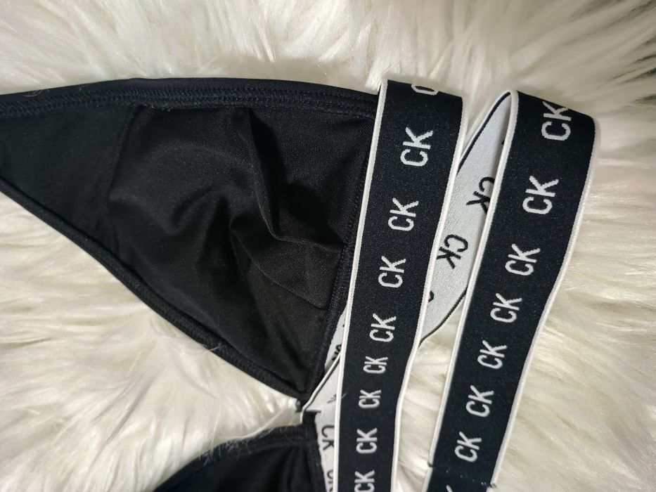 Купальник верх calvin klein чорний xs, бюстгальтер