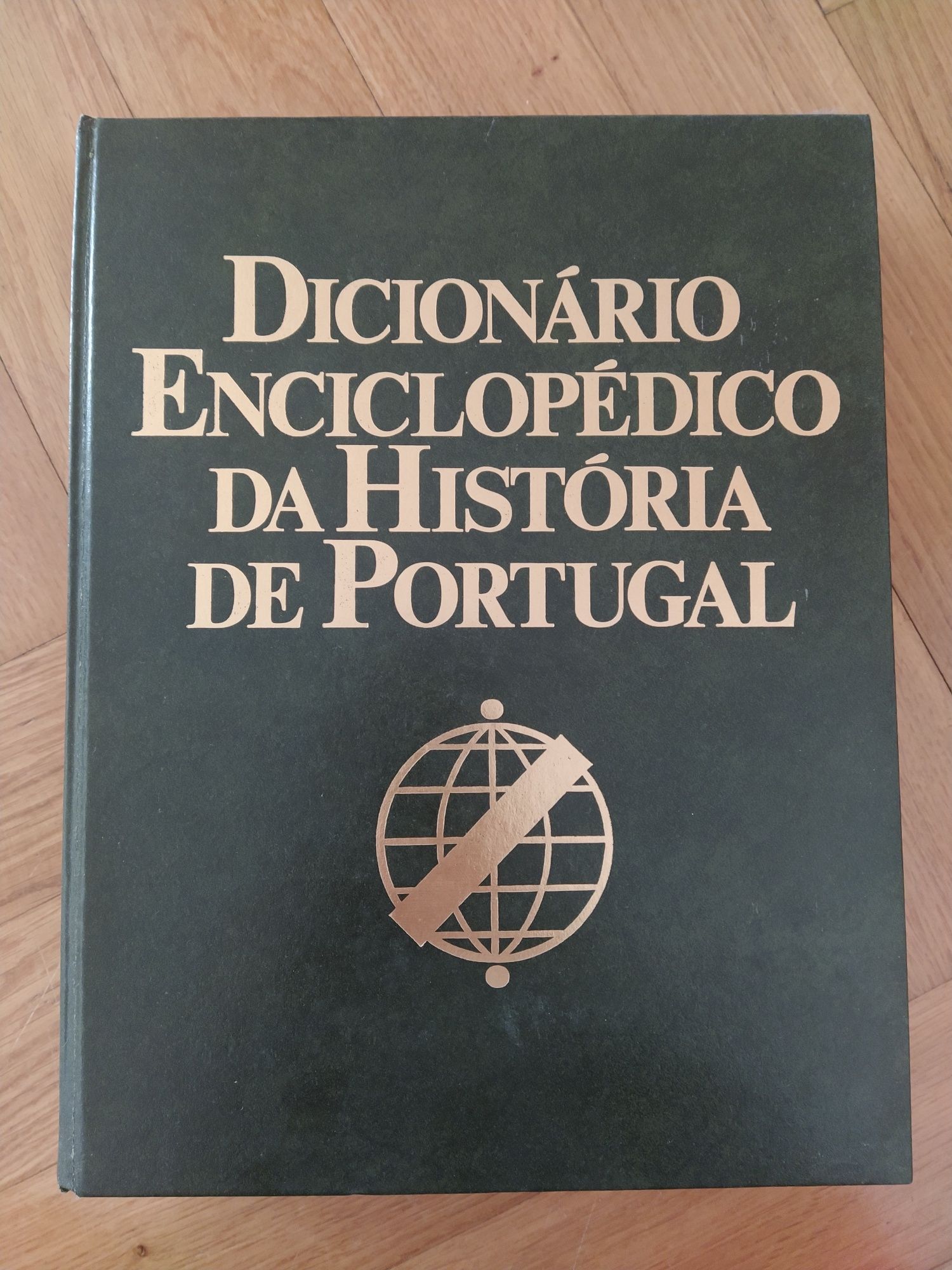 Dicionário Enciclopédico da História de Portugal