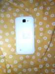 Telefone LG a trabalhar em perfeitas condições