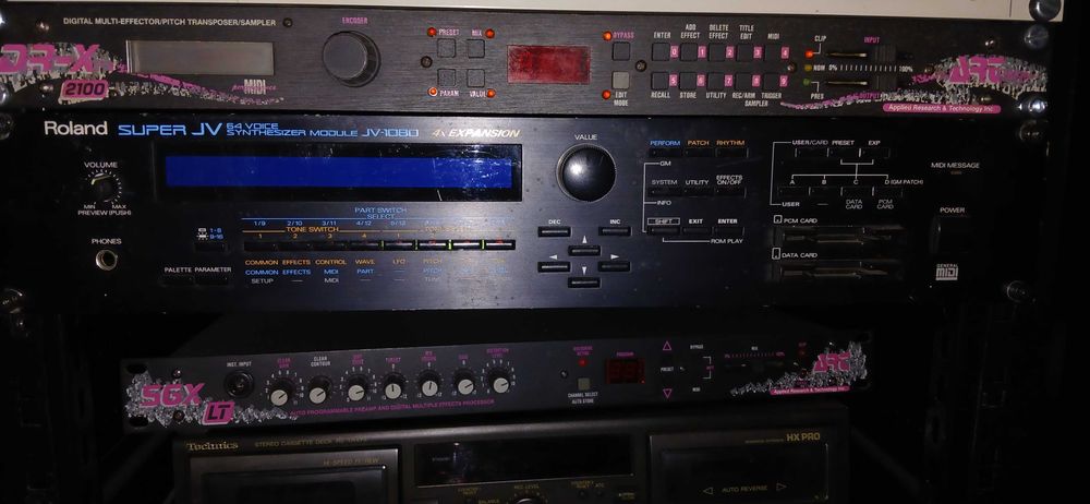 Roland JV-1080 sintetizador rack