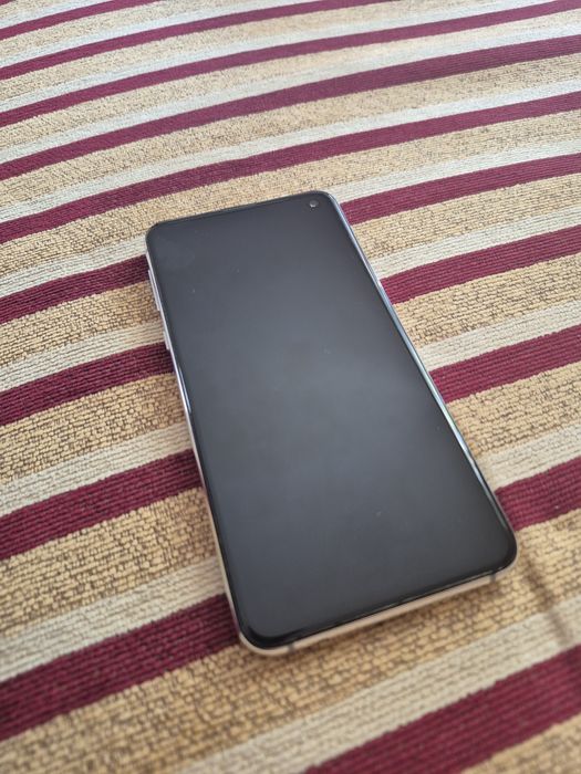Смартфон Samsung Galaxy S10e 128Gb White NFC Оригінал