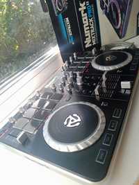 Numark Mixtrack Pro II