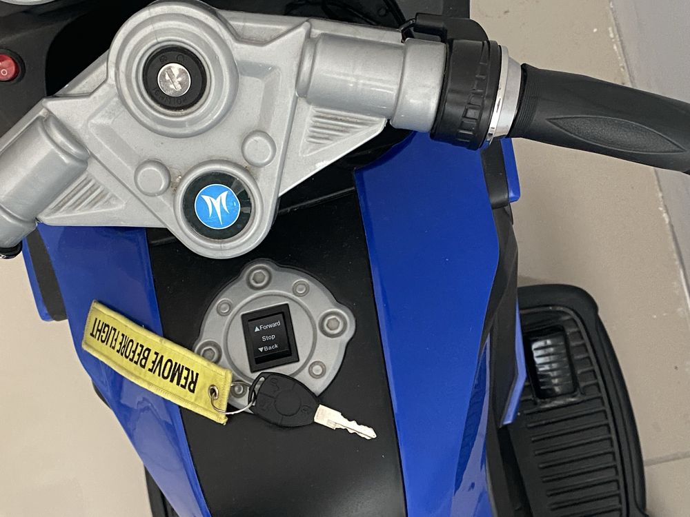 mota elextrica para criança
