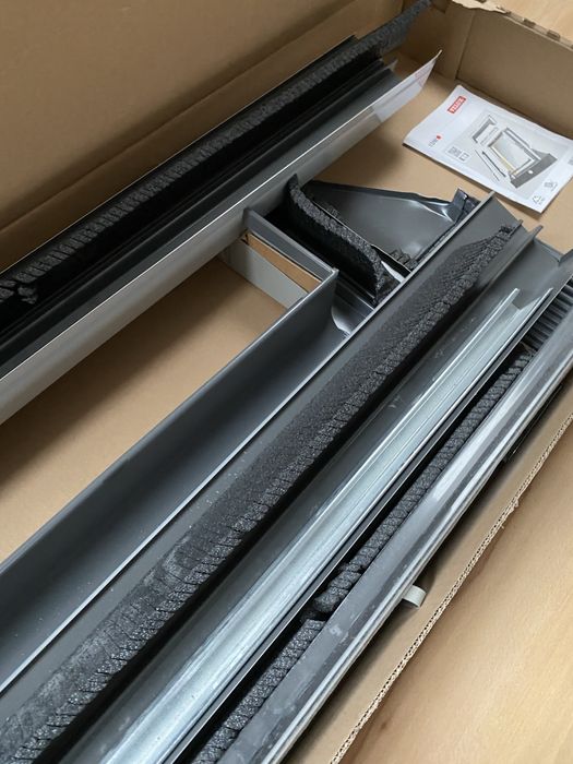 Kołnierz do okna dachowego velux 78x140