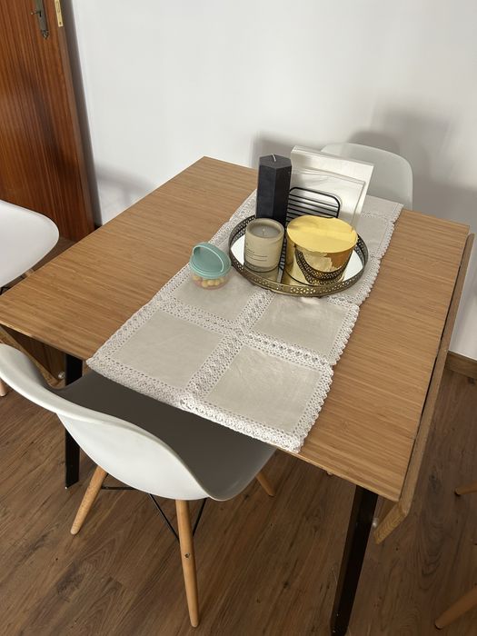 Mesa de jantar 1,40x80