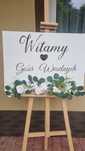 Sztaluga z napisem witamy gości weselnych