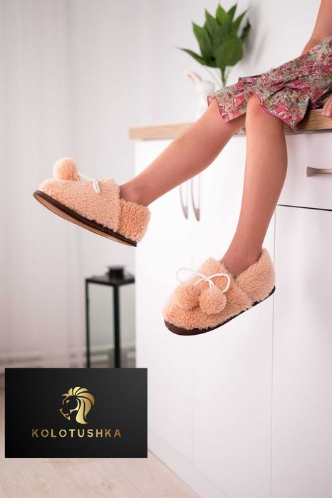Дитячі домашні тапочки з натуральної овчини дитяче взуття для садка