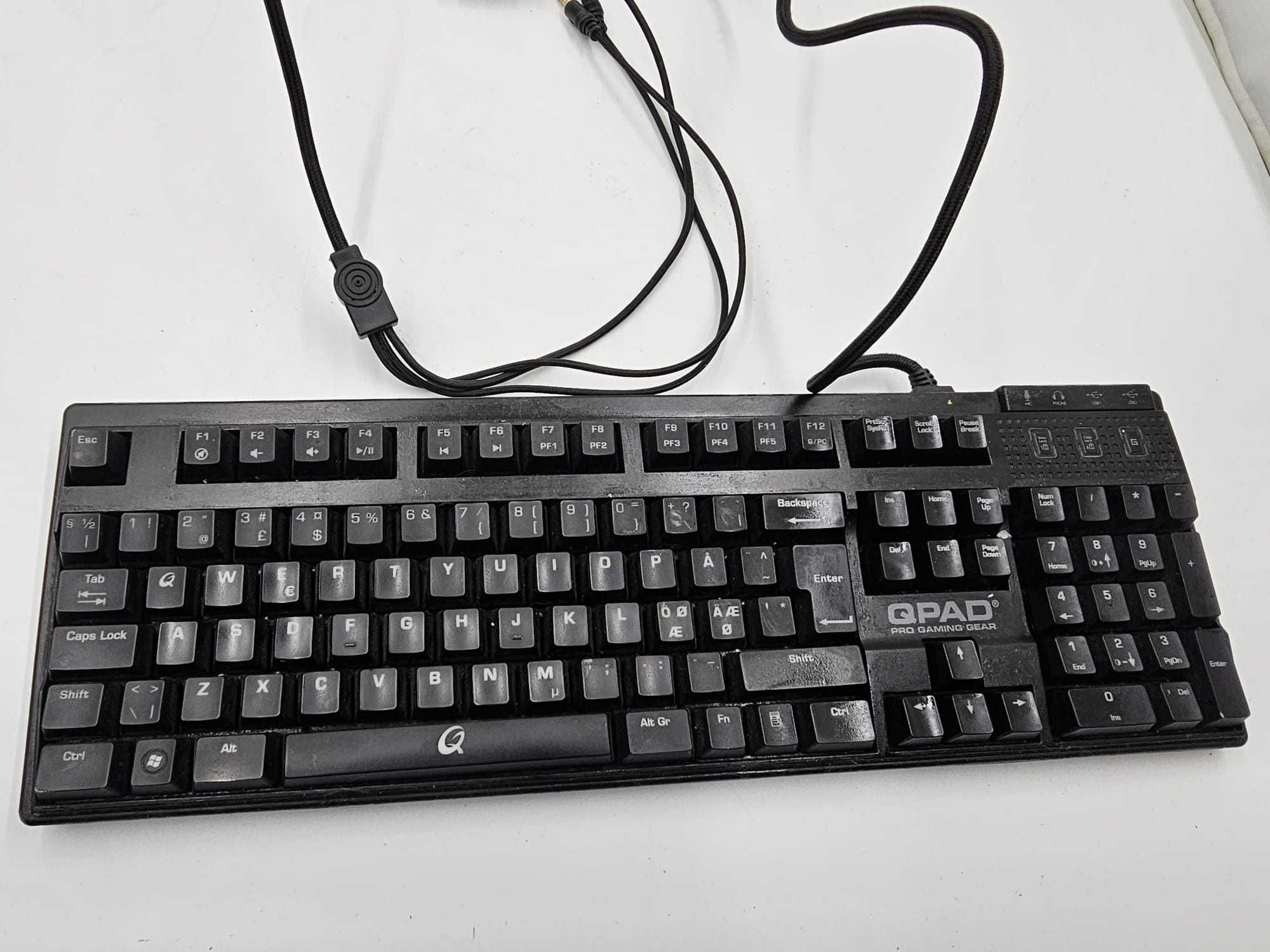Qpad MK-85 klawiatura mechaniczna gamingowa Cherry Red