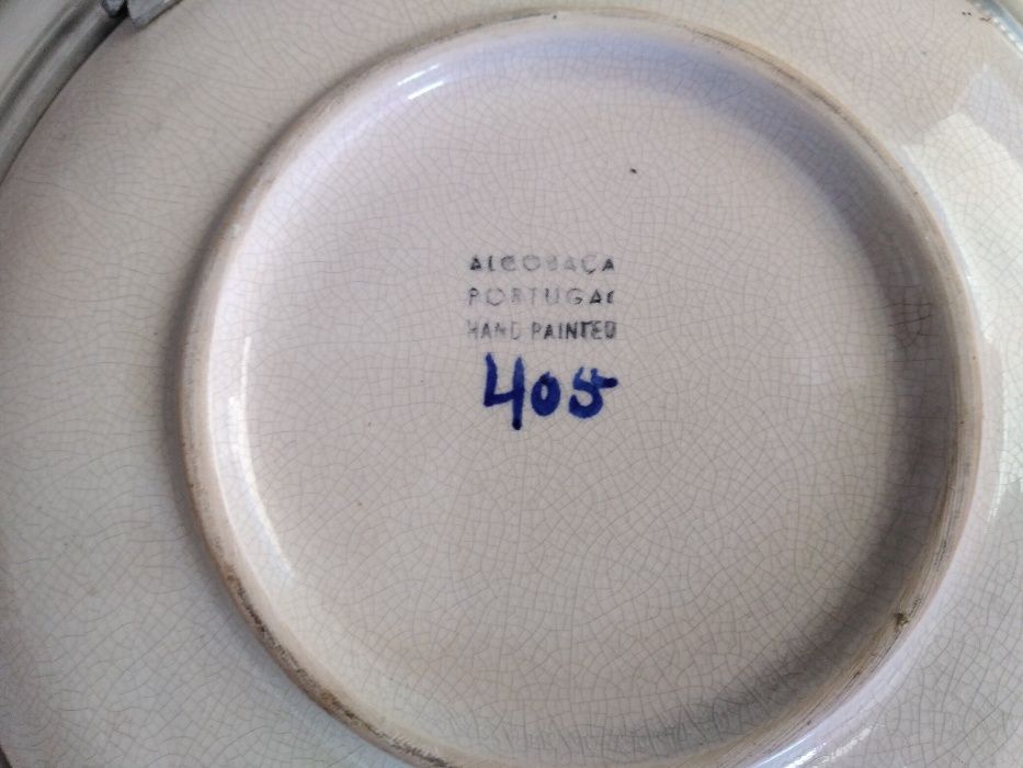 pratos de louça de Alcobaça