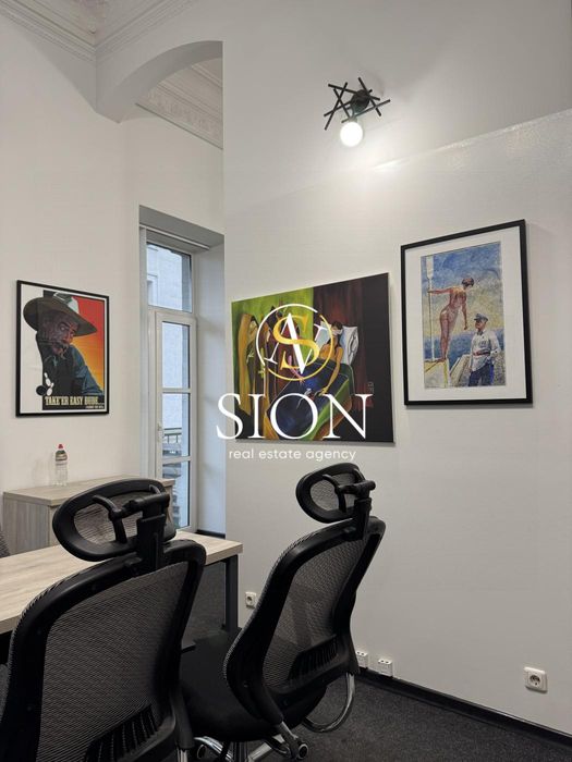 Продаж офісу 123 м2, Печерськ, Липки, Грушевського 16, навпроти ВР