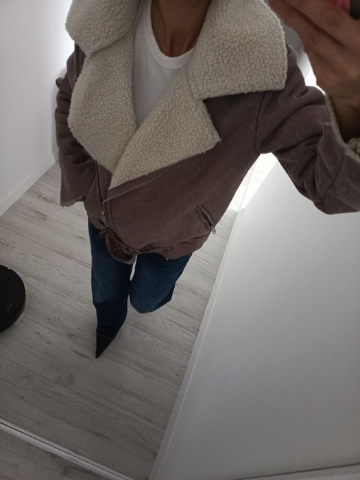 Kurtka pilotka baranek rozm.S firmy Glamorous