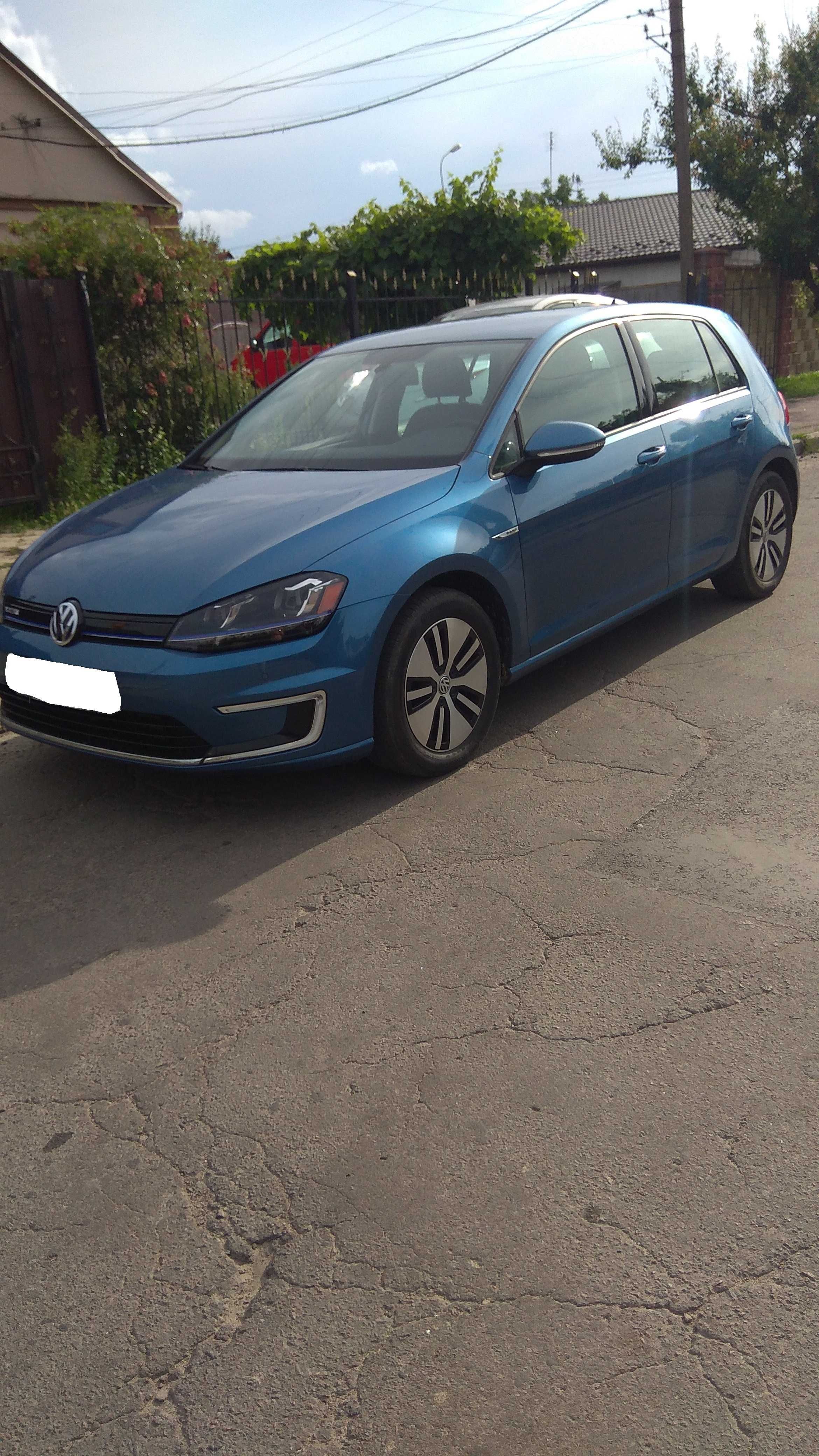 Продам Volkswagen e-Golf 2014