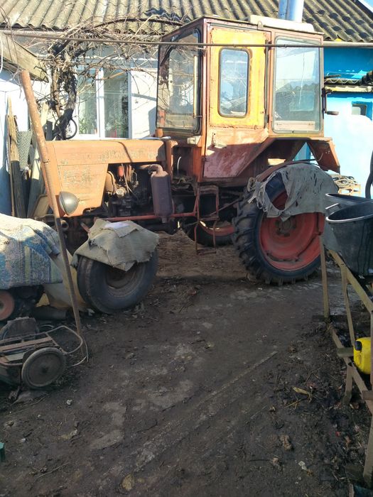 Продам трактор Владимирец т 25 в хорошем состоянии