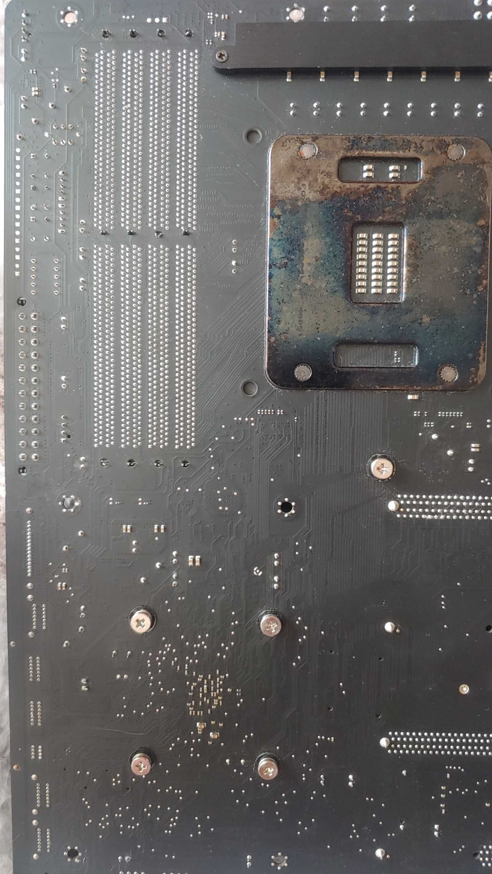 Gigabyte X99 Gaming G1 WiFi socket 2011-3